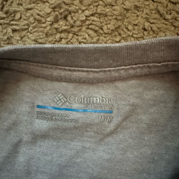 Women’s Columbia Top - Picture 4 of 6